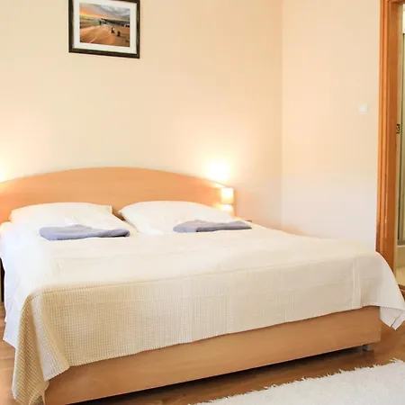 Bakterhaz Vendeghaz * Nagyvisnyó